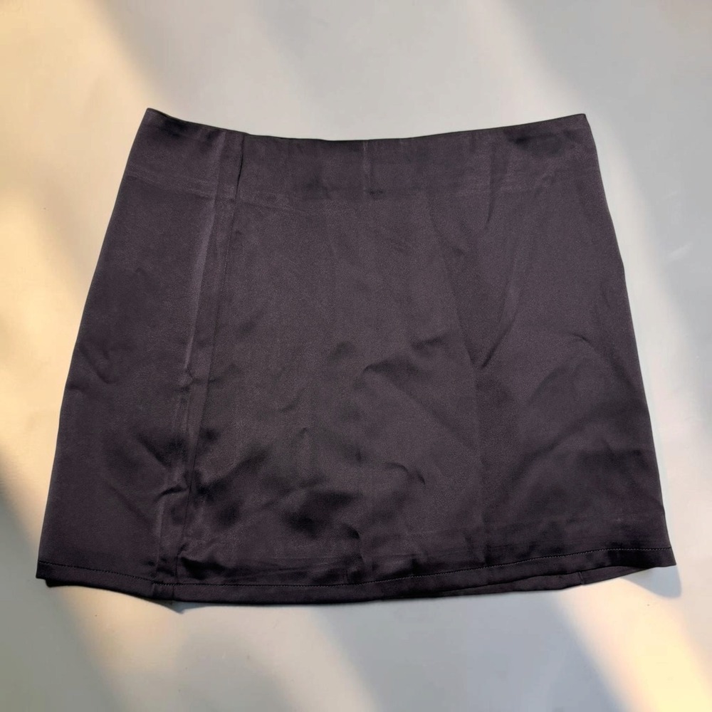 Commense Mini Skirt Black Size Medium Minimalist Chic Sleek Aesthetic
